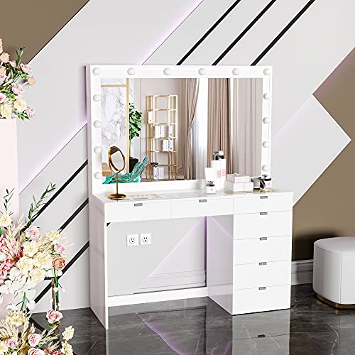 Boahaus Serena Modern Makeup Vanity with Hollywood Light Bulbs Add-On, 7 Drawers, Wide Mirror, Glam Glass Top for Bedroom