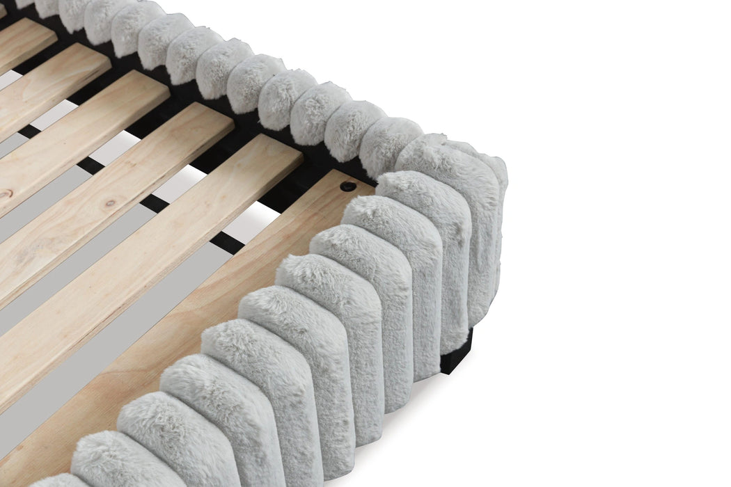 Zuraleus Bed