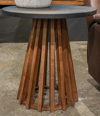 Kallari End Table