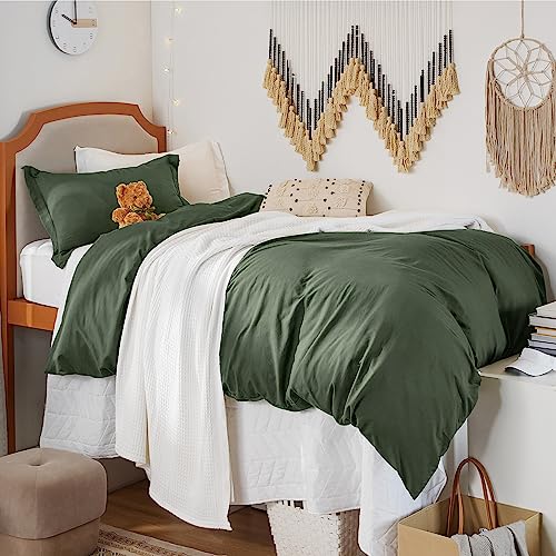 Bedsure Twin/Twin XL Duvet Cover Dorm Bedding - Soft Prewashed Olive Green Twin/Twin Extra Long Duvet Cover Set, Includes 1 Duvet Cover with Zipper Closure & 1 Pillow Sham, Comforter NOT Included